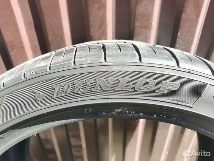 Dunlop SP Sport Maxx 050 225/40 R18 и 255/35 R18