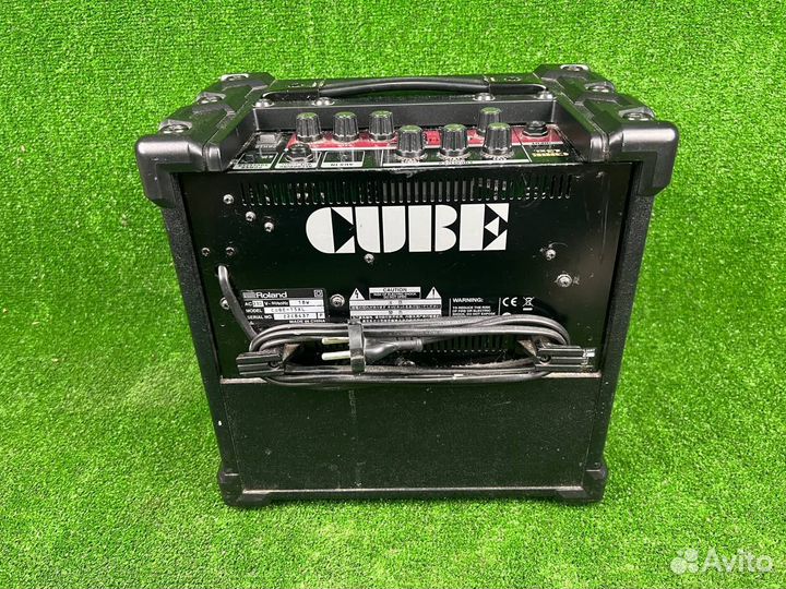 Гитарный комбоусилитель Roland cube-15XL