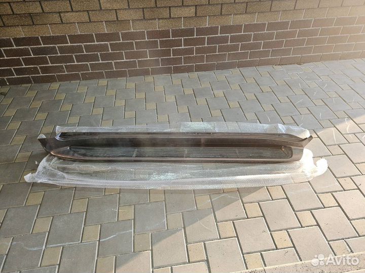 Lexus lx 570 подножка