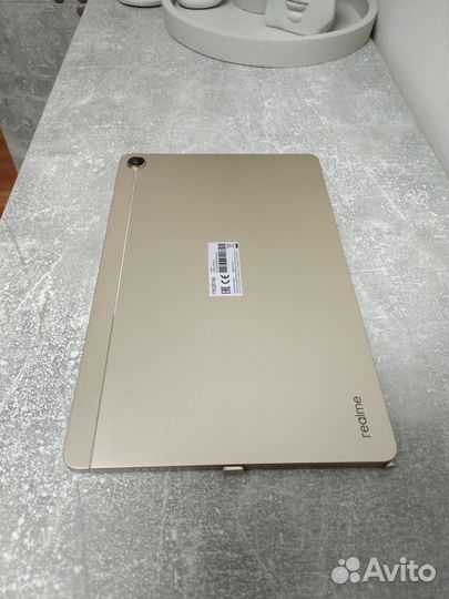 Realme pad 10.4