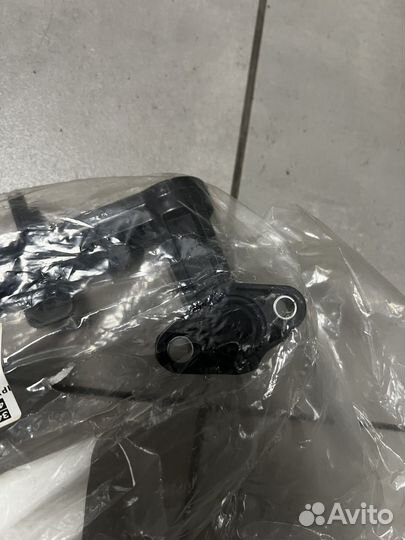 LR186834 land rover Range Rover Коллектор