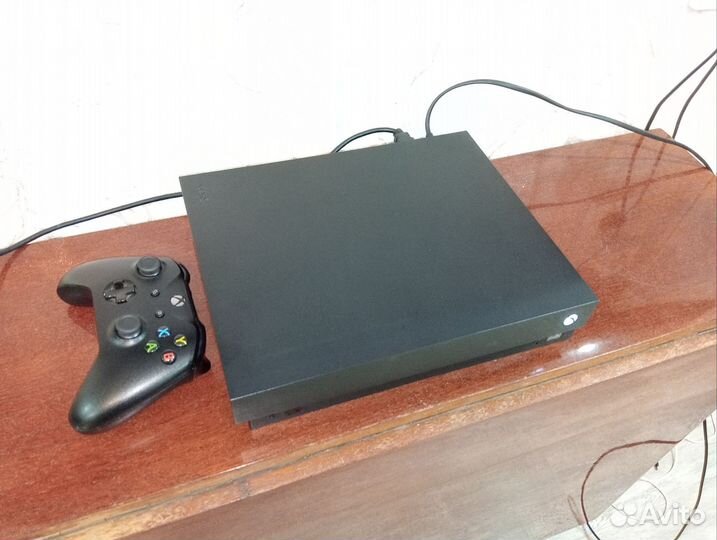 X box one x 1TB
