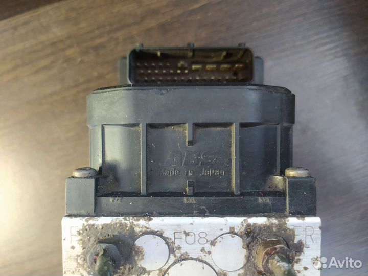 Блок ABS Subaru Legacy BG9 Outback