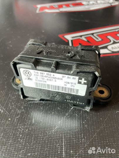 Датчик ускорения Volkswagen Touareg 7L