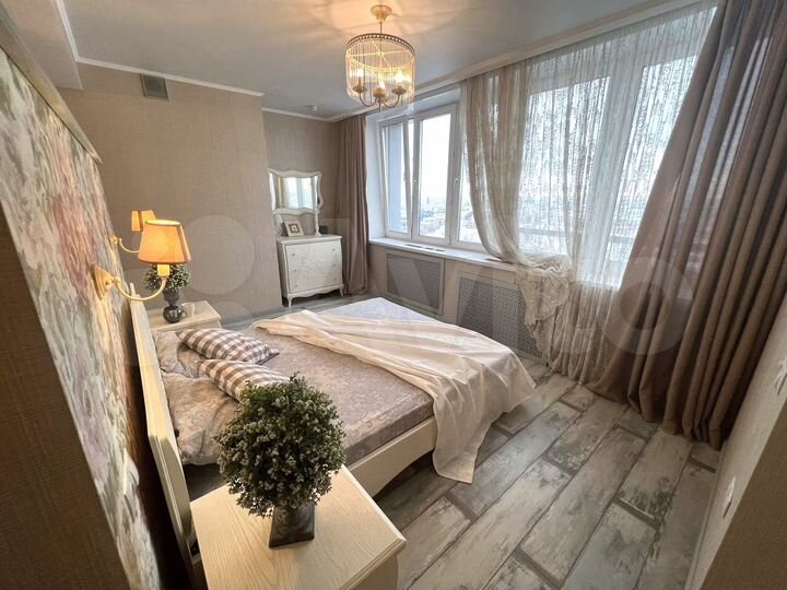 Квартира-студия, 72 м², 24/25 эт.