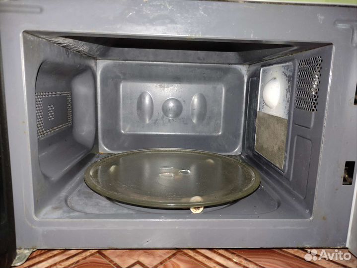 Микроволновая печь BBK