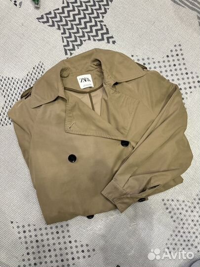 Пальто-тренч Zara S