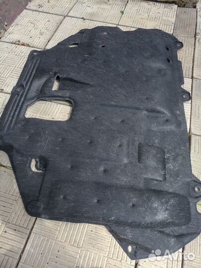 Защита двигателя (пыльник) ford