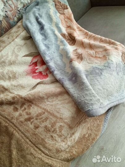 Покрывало на 2 х спальную кровать или диван