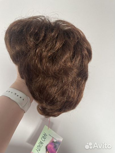 Парик из искусственных волос