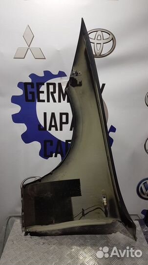 Крыло переднее правое BMW E87