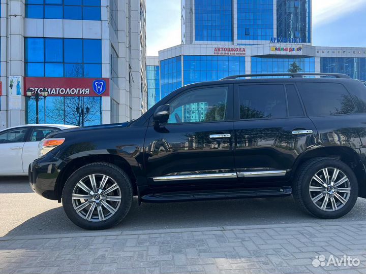 Toyota Land Cruiser 4.6 AT, 2015, 230 000 км