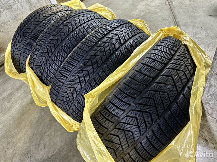 Pirelli Scorpion Winter 265/50 R20 111H