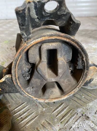 Опора кпп левая Hyundai Ix 35 LM G4KD 2012