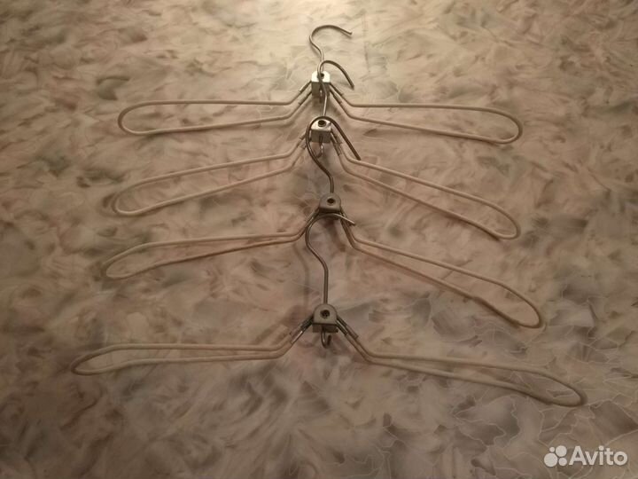 Вешалка для одежды