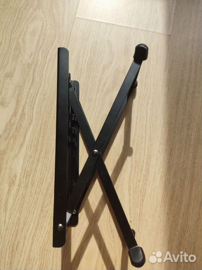 Подставка для ноги гитариста