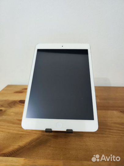 Планшет Apple iPad mini 16Gb Wi-Fi + Сим