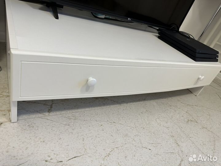 Детская кроватка с поперечным маятником