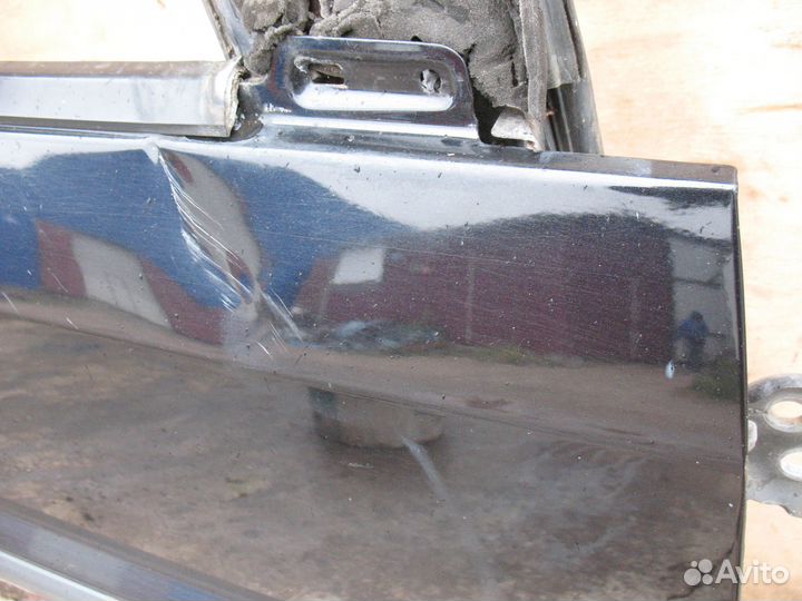 Правая передняя дверь дефект Ford Fusion
