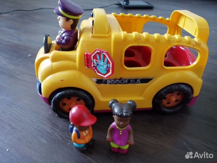 Игрушка автобус