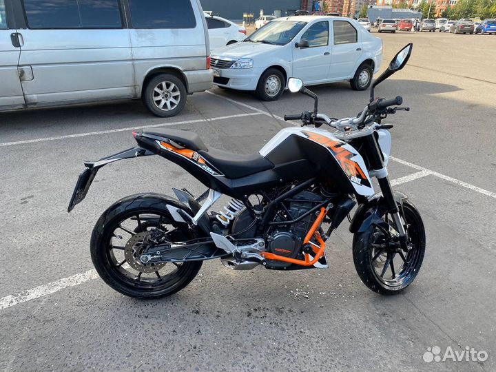 Ktm duke 200