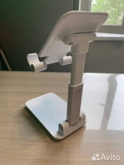 Держатель для телефона / Подставка для телефона на
