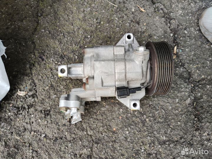 Продам компрессор кондиционера Nissan Tiida