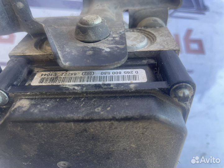 Блок абс для Ниссан Тиида с11 / Nissan Tiida C11