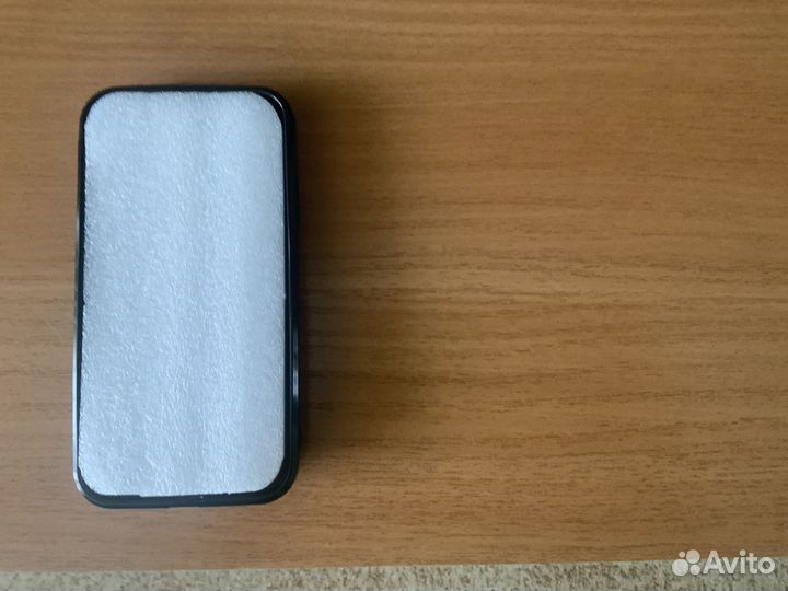 Продам чехол на iPhone XR новый