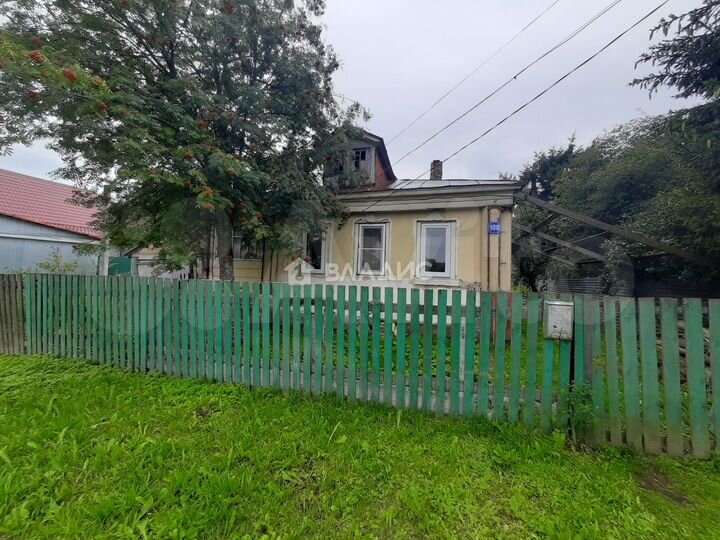 Дом 29,9 м² на участке 7,7 сот.