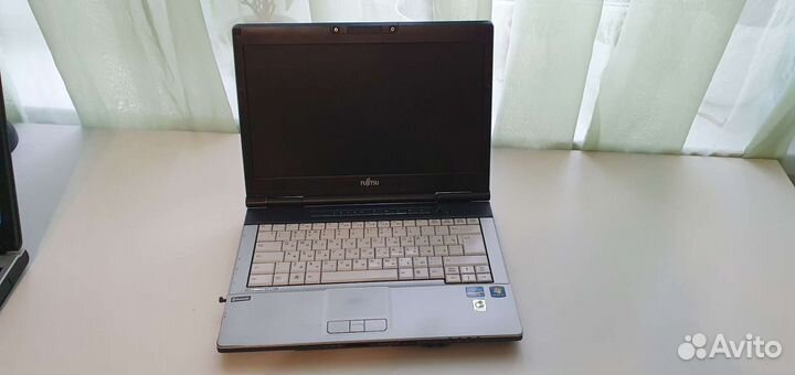 Немецкий ноутбук Fujitsu 14