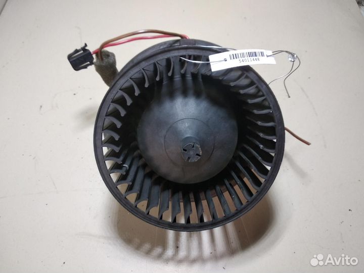 Моторчик печки Volkswagen Golf 3