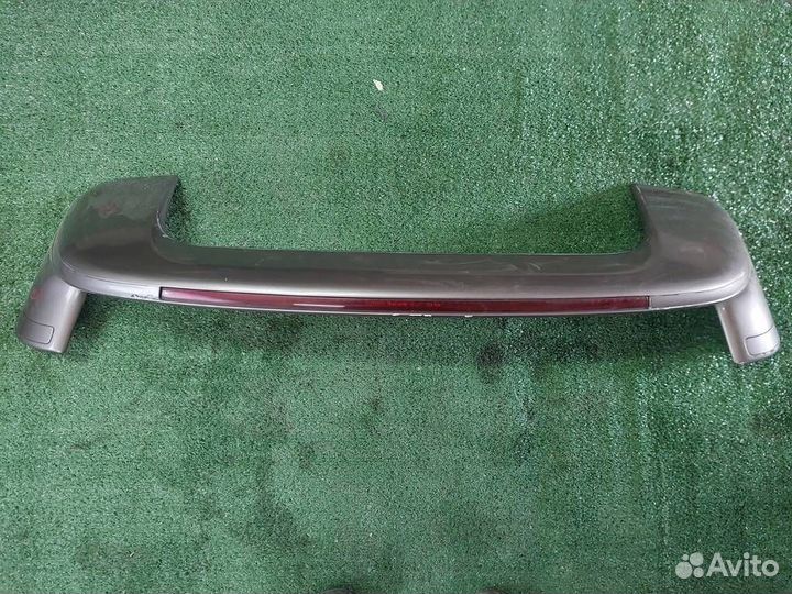 Спойлер (дефлектор) крышки багажника Toyota Town