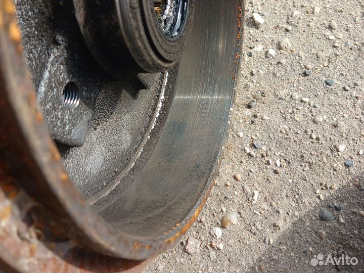 Тормозные барабаны VW Golf 3/Vento