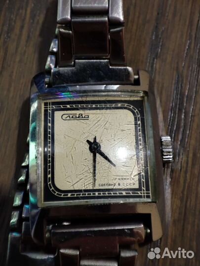 Часы наручные женские Слава