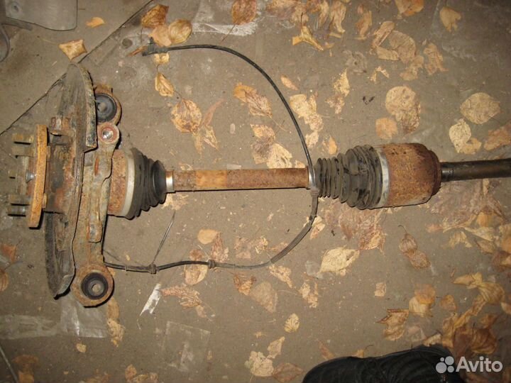 Привод задний (правый) Land Rover Discovery 3