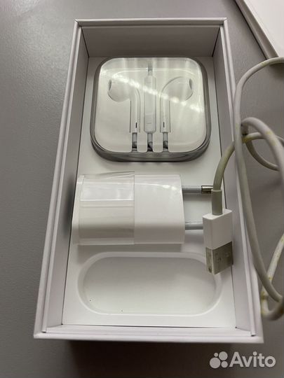 iPhone 6S, 32 ГБ