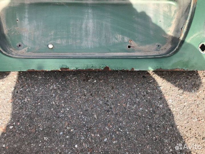 Дверь багажника со стеклом Nissan Almera