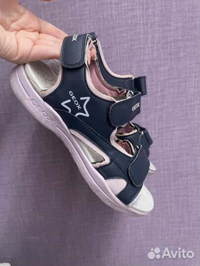 Сандалии р.35