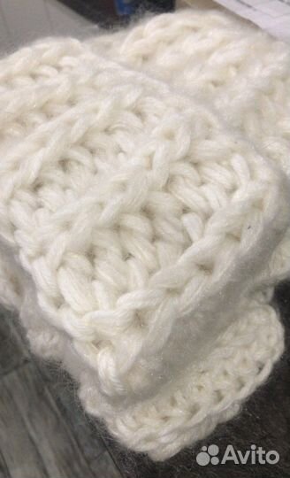 Комплект шапка и манишка зима шерсть