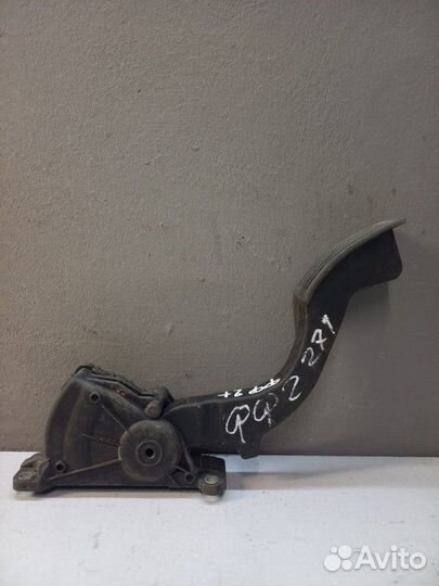 Педаль газа Ford Focus 2