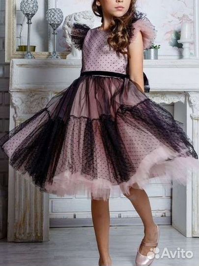 Платье для девочки новое