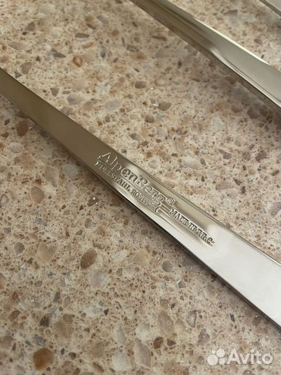 Столовые приборы