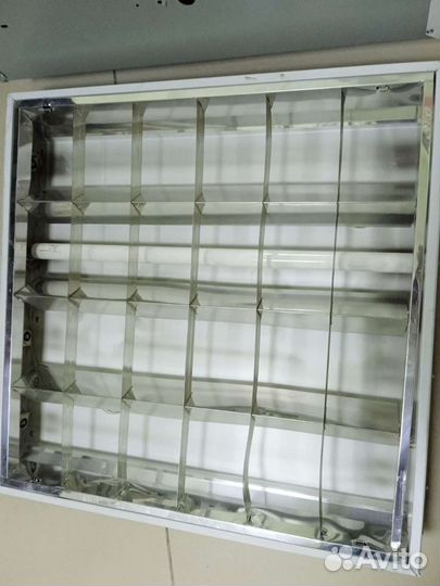 Светильник потолочный