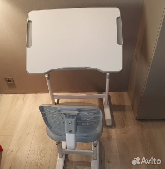 Комплект парта и стул трансформер Holto (FunDesk)