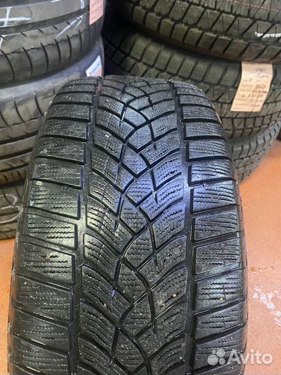 Goodyear UltraGrip Performance+ 245/50 R18 104V