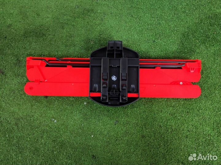 Знак аварийной остановки Mercedes-Benz Cls-Class