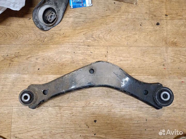 Рычаг подвески Opel Insignia 2013 22940356 G09