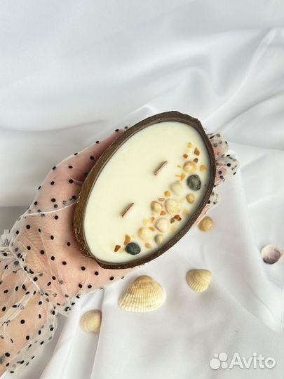 Свеча в кокосе ручная работа