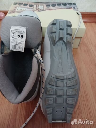 Лыжные ботинки nordway 39 размера